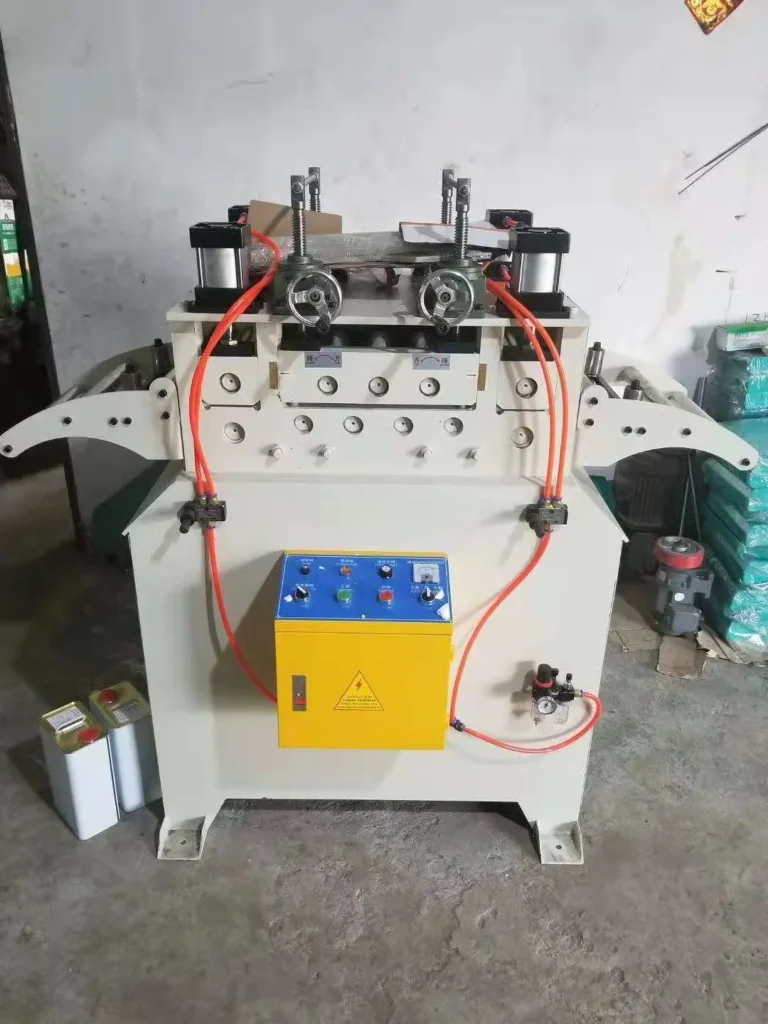 BTL Series Thick-Plate Straightener Machine 02 | Jingcui Automation BTL thick plate straightener for 6mm coil leveling