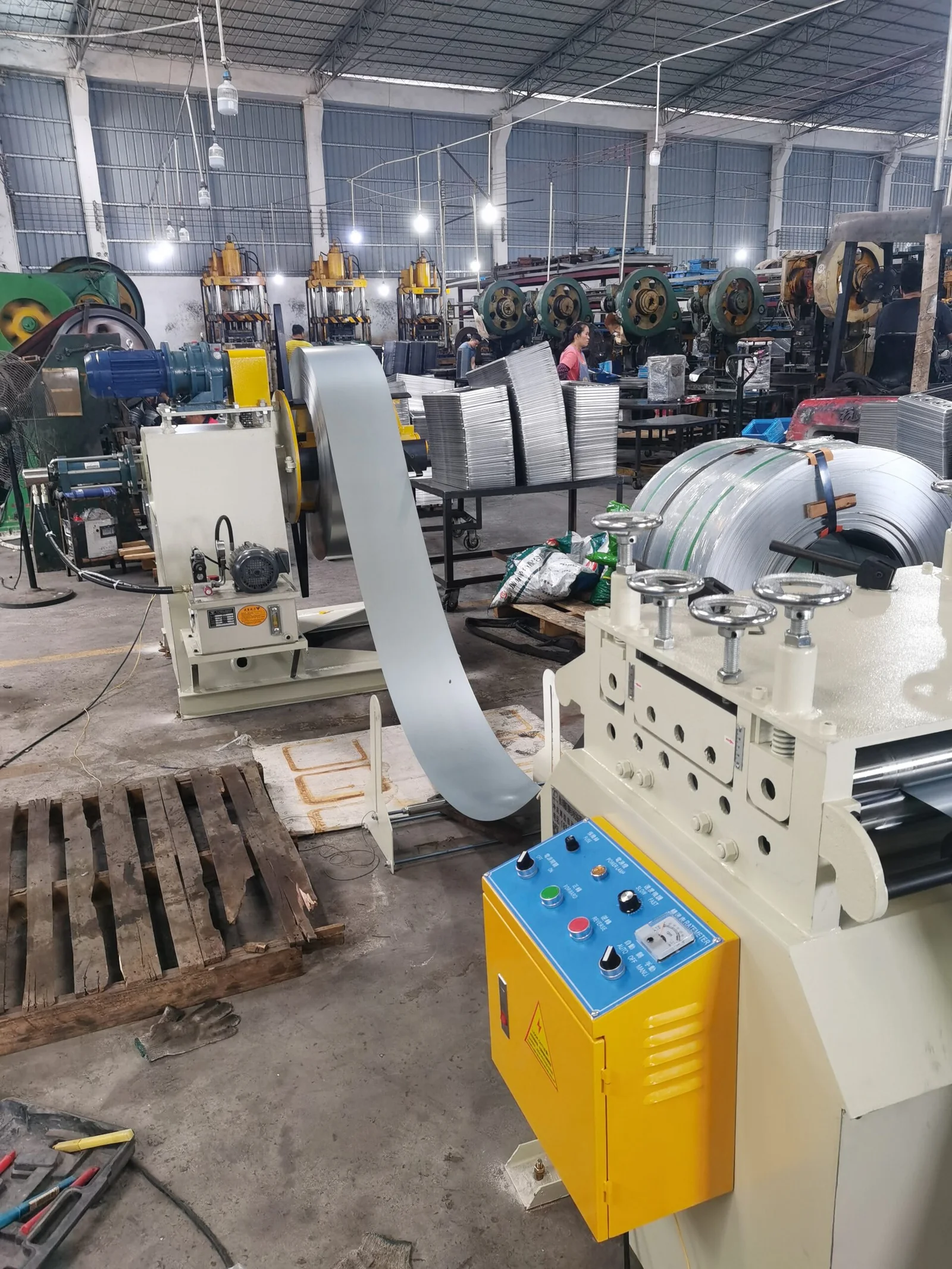 ⁦BTL Series Thick-Plate Straightener Machine⁩ - الصورة ⁦3⁩